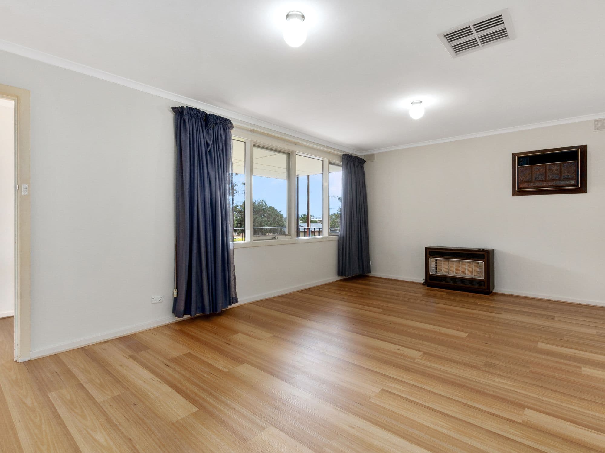 26 Columba Street, Morphett Vale SA 5162, Morphett Vale - Thumbnail 3