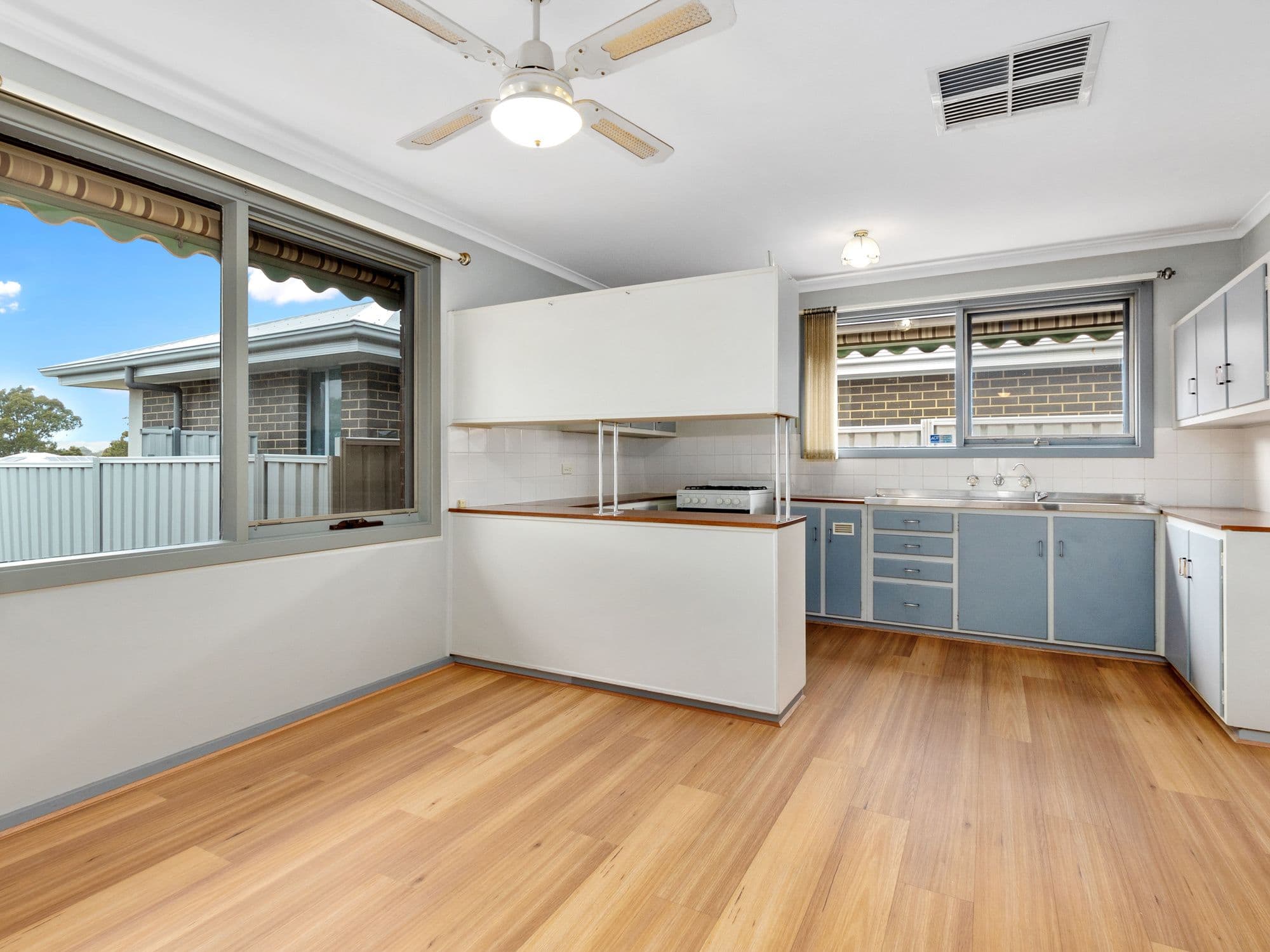 26 Columba Street, Morphett Vale SA 5162, Morphett Vale - Thumbnail 4