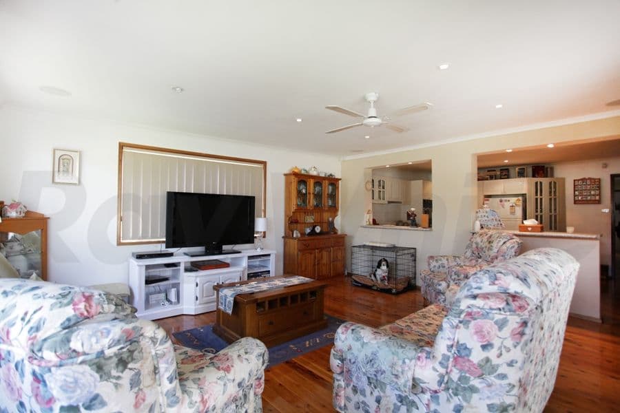 112 Henry Lawson Avenue, WERRINGTON COUNTY NSW 2747, Werrington County - Thumbnail 5