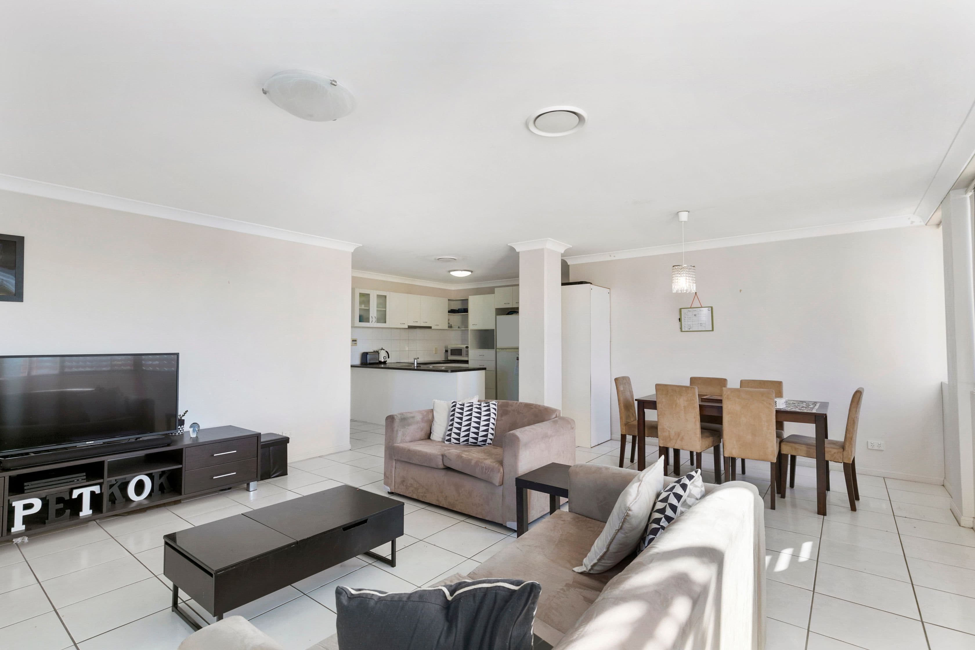 205 Moggill Road, Taringa QLD 4068, Taringa - Thumbnail 2