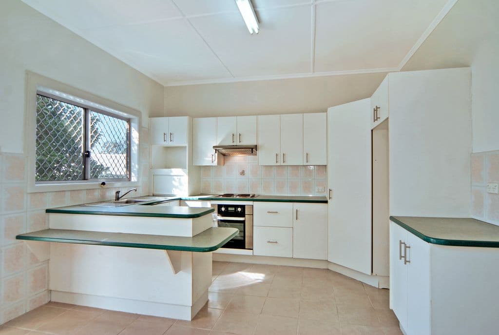 211 Shellharbour Road, BARRACK HEIGHTS NSW 2528, Barrack Heights - Thumbnail 4