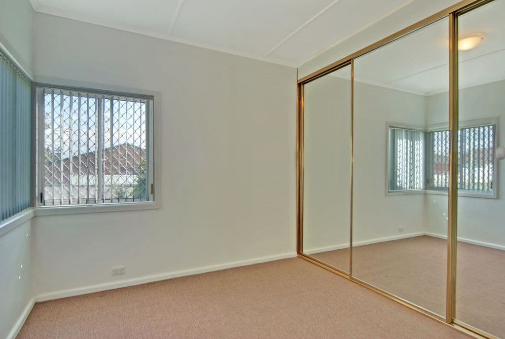 211 Shellharbour Road, BARRACK HEIGHTS NSW 2528, Barrack Heights - Thumbnail 6