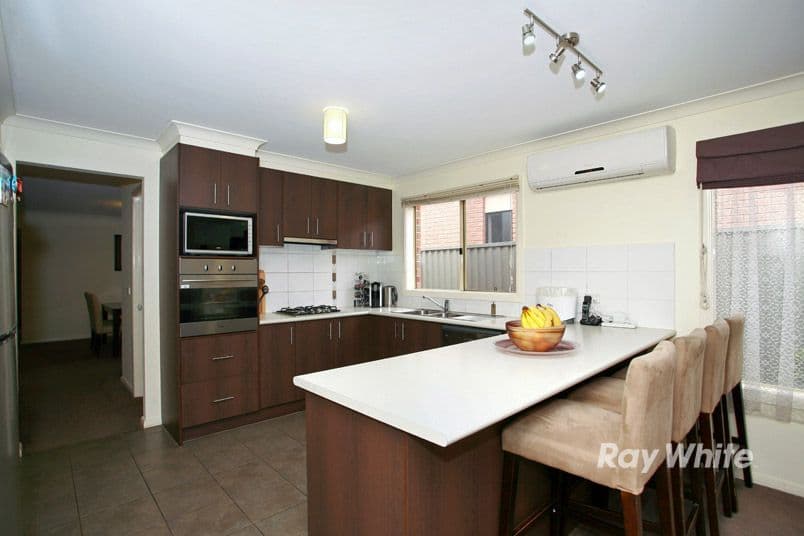 21 Pipetrack Circuit, CRANBOURNE EAST VIC 3977, Cranbourne East - Thumbnail 2