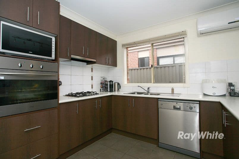 21 Pipetrack Circuit, CRANBOURNE EAST VIC 3977, Cranbourne East - Thumbnail 3