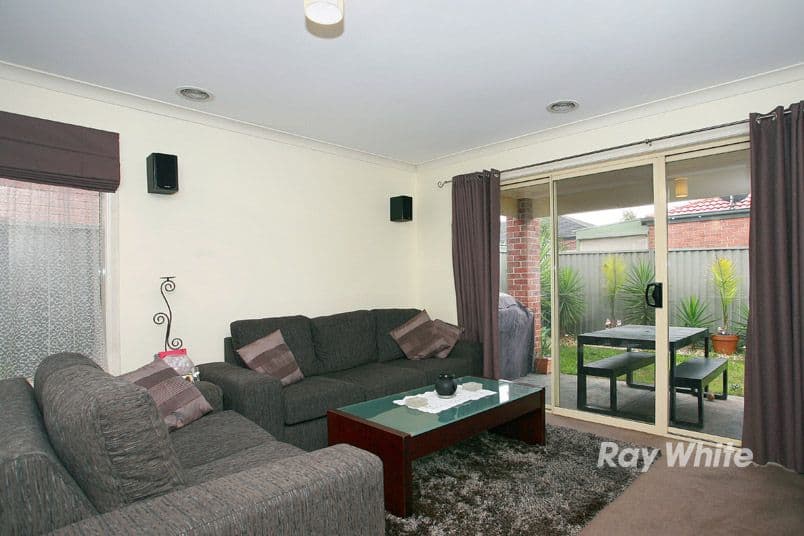 21 Pipetrack Circuit, CRANBOURNE EAST VIC 3977, Cranbourne East - Thumbnail 4