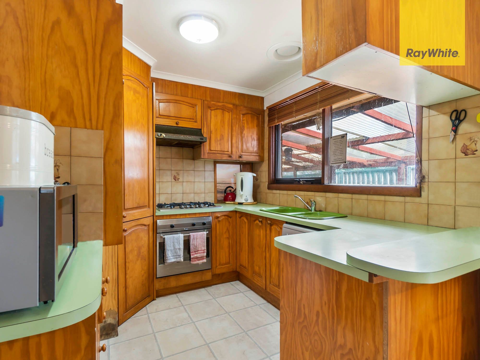 12 Lawson Road, Melton South VIC 3338, Melton South - Thumbnail 4
