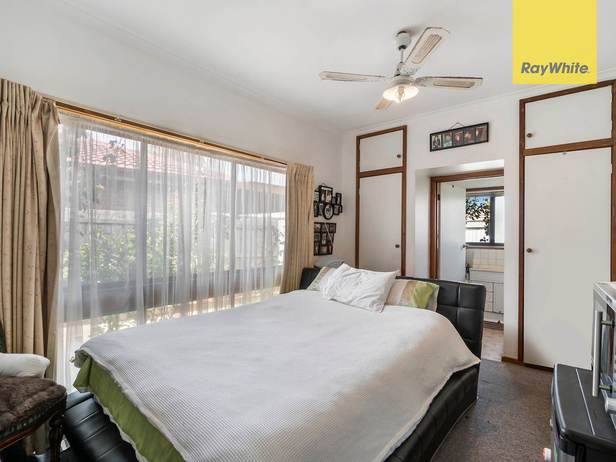 12 Lawson Road, Melton South VIC 3338, Melton South - Thumbnail 7