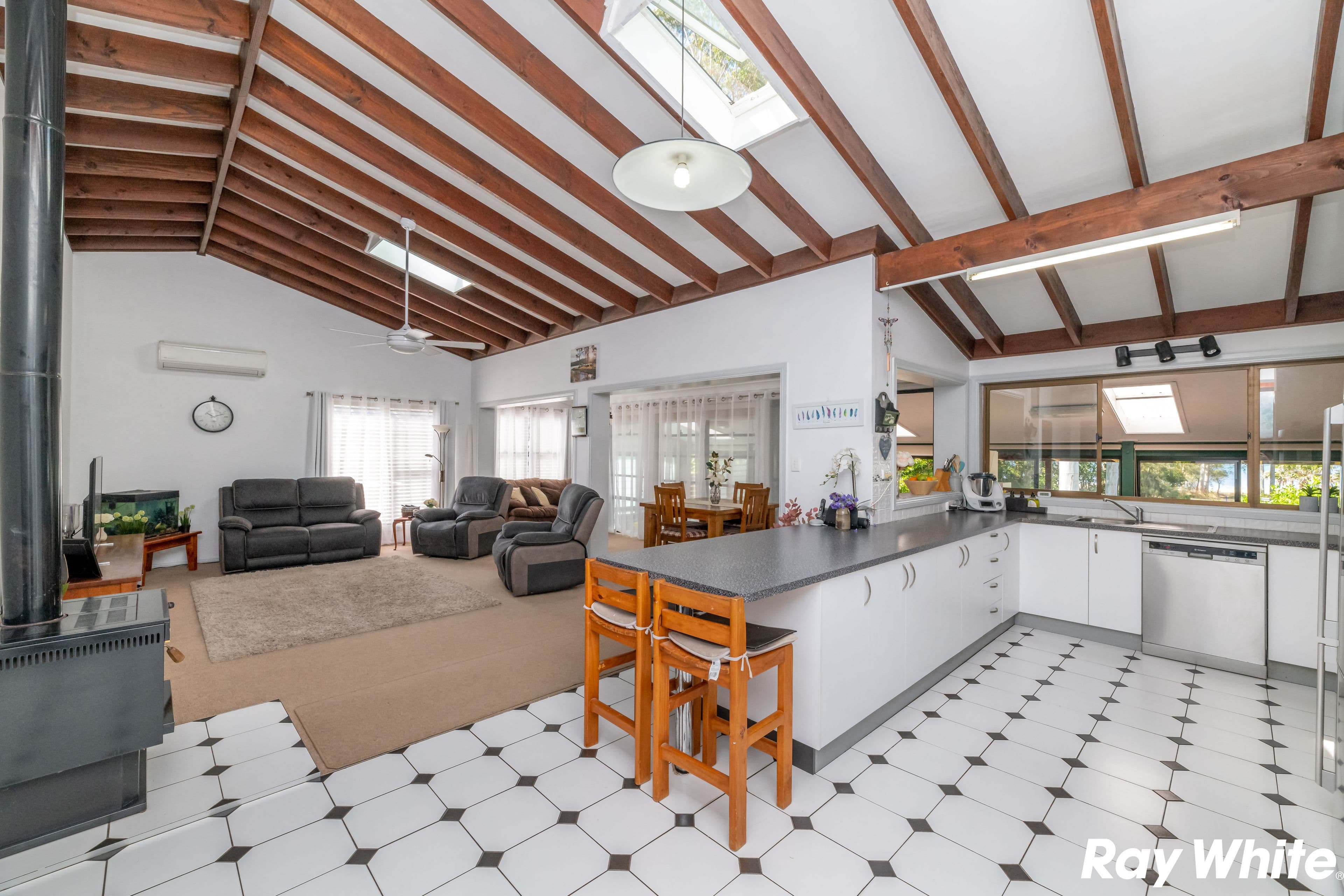 10 Windsor Street, Tarbuck Bay NSW 2428, Tarbuck Bay - Thumbnail 6