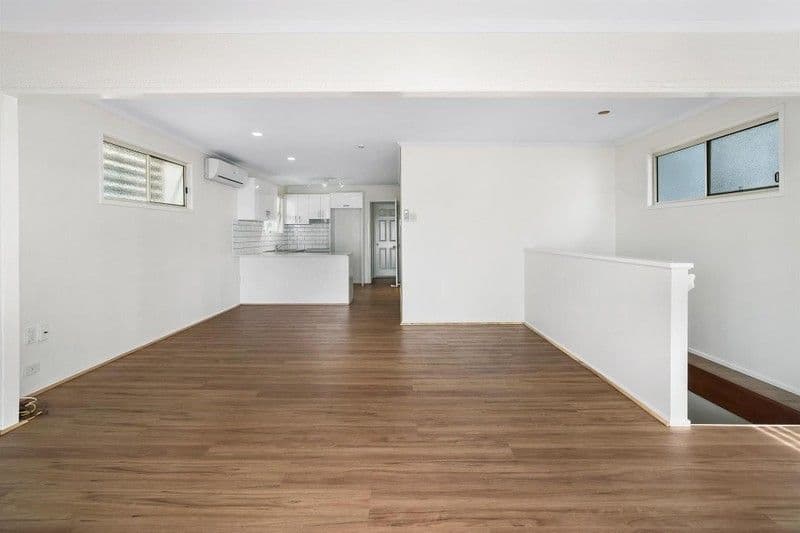 528 Marine Parade, Biggera Waters QLD 4216, Biggera Waters - Thumbnail 5
