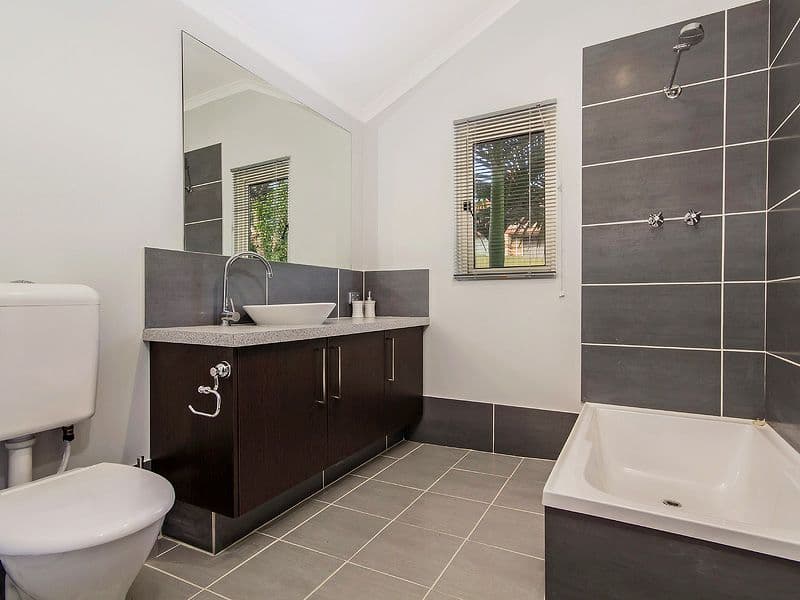 66 South Western Highway, MOUNT RICHON WA 6112, Mount Richon - Thumbnail 3