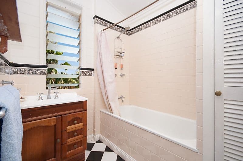 49 Hughes Street, HERMIT PARK QLD 4812, Hermit Park - Thumbnail 4