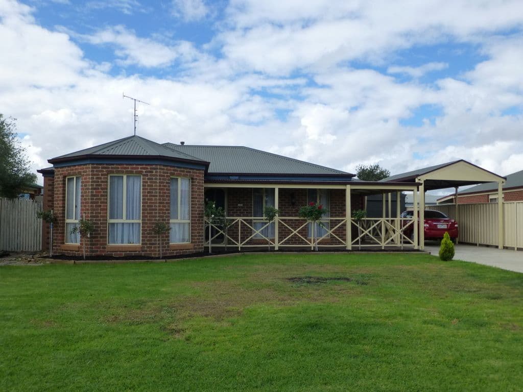 13 Quinn Court, ECHUCA VIC 3564, Echuca - Image 1