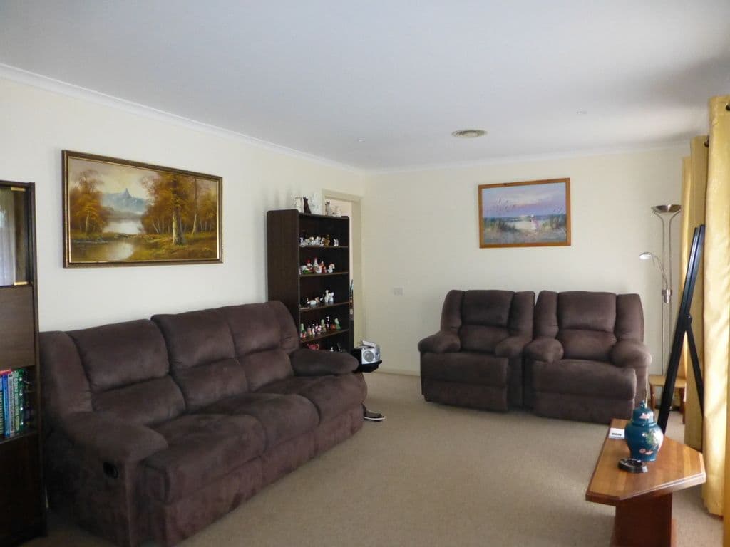 13 Quinn Court, ECHUCA VIC 3564, Echuca - Thumbnail 2