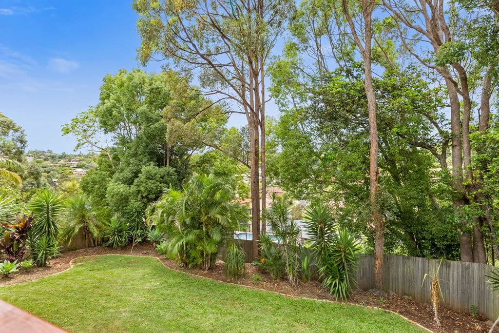 13 Shamrock Avenue, Banora Point - Image 1