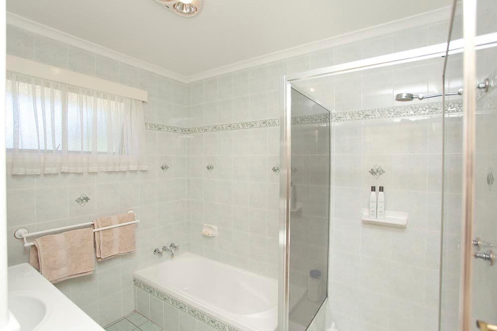 7 Tallawong Place, THE GAP QLD 4061, The Gap - Thumbnail 6