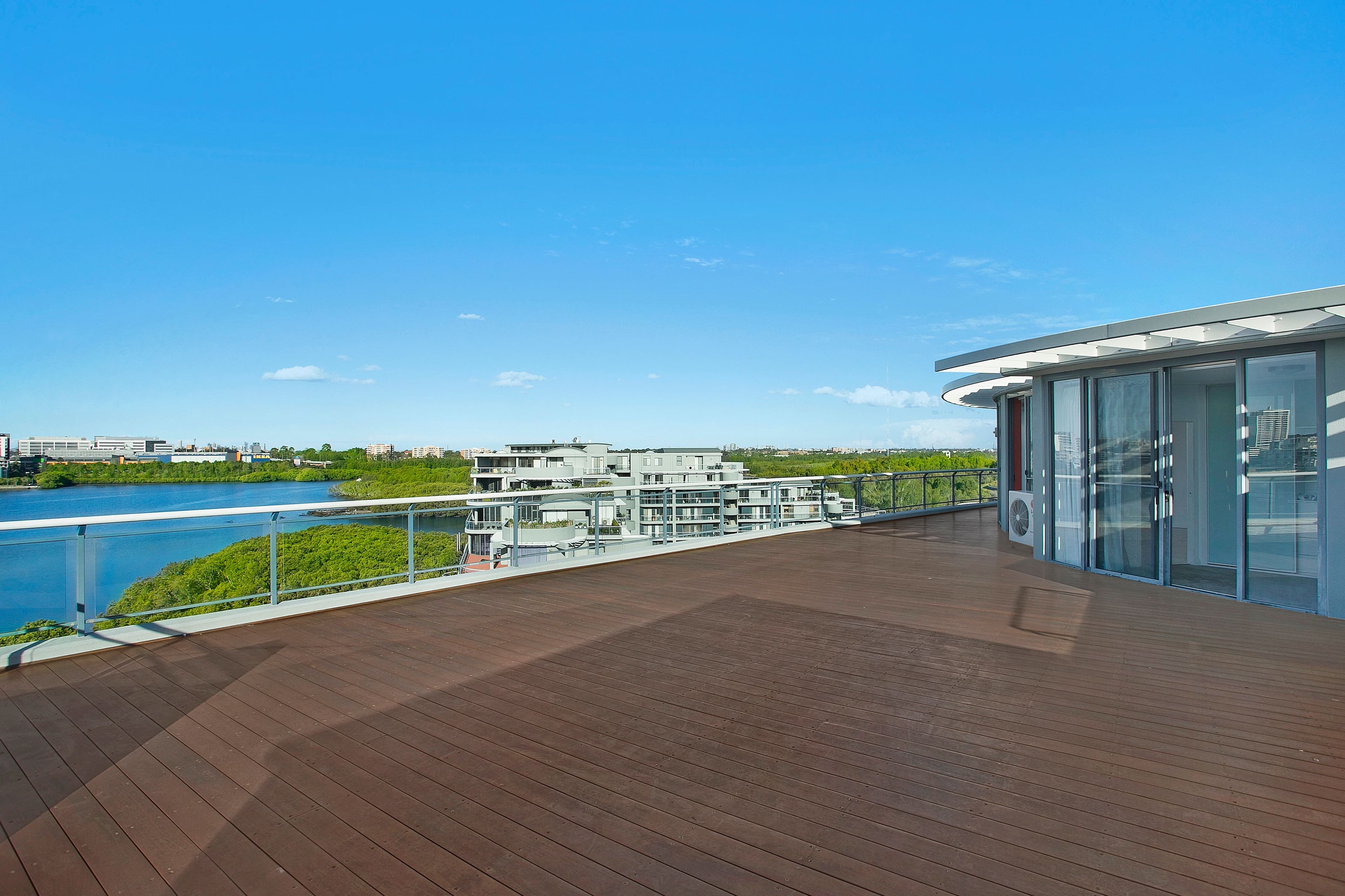 27 Bennelong Parkway, Wentworth Point - Thumbnail 4