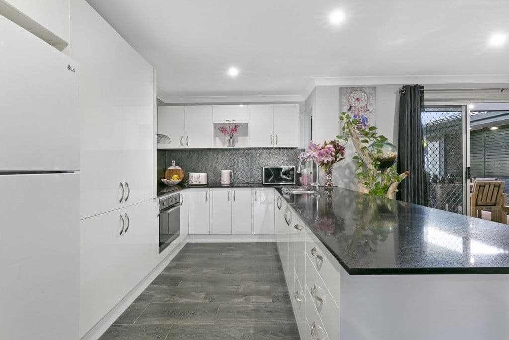 3 Betony Court, Elanora QLD 4221, Elanora - Thumbnail 6