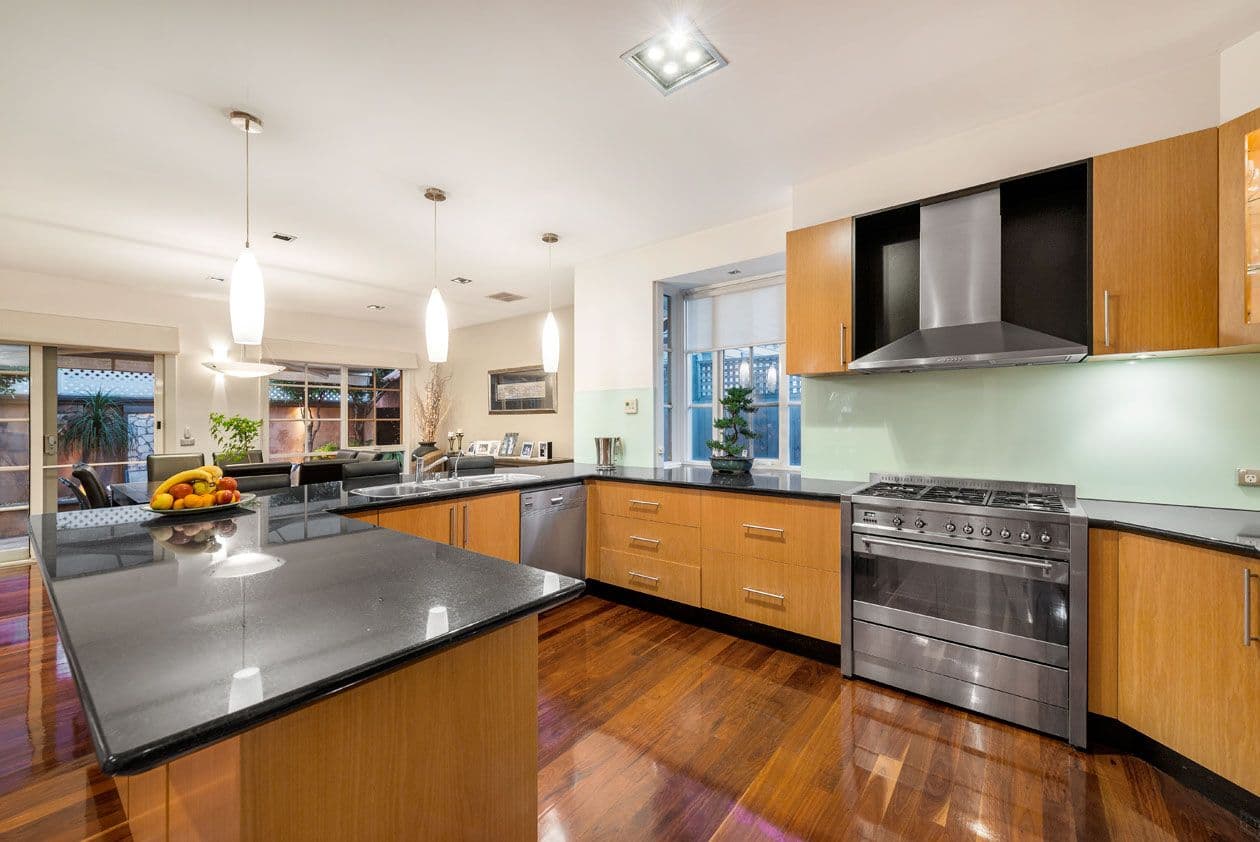 10 Porter Road, CARNEGIE VIC 3163, Carnegie - Thumbnail 4