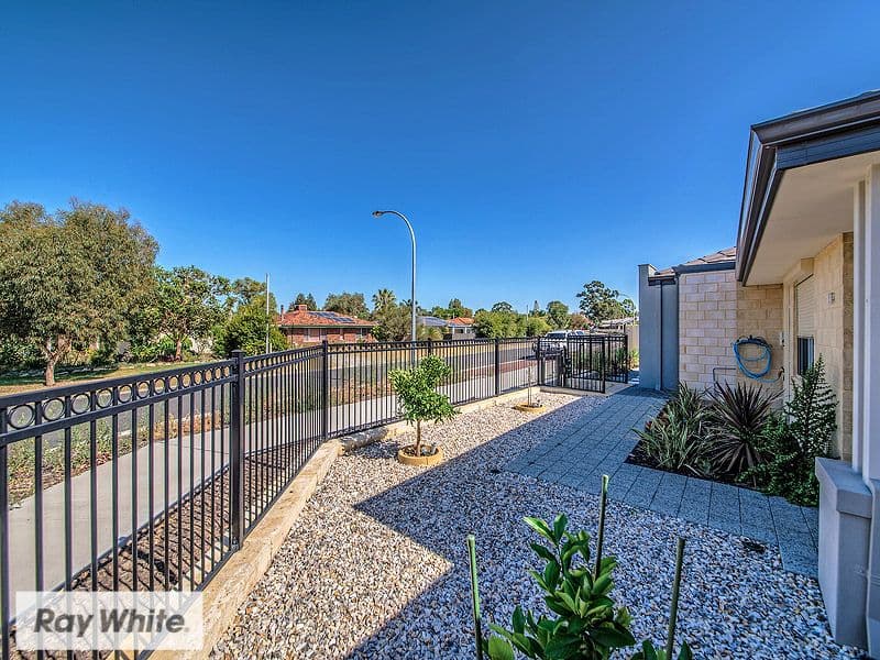 16 Pannell Way, Girrawheen WA 6064, Girrawheen - Thumbnail 2