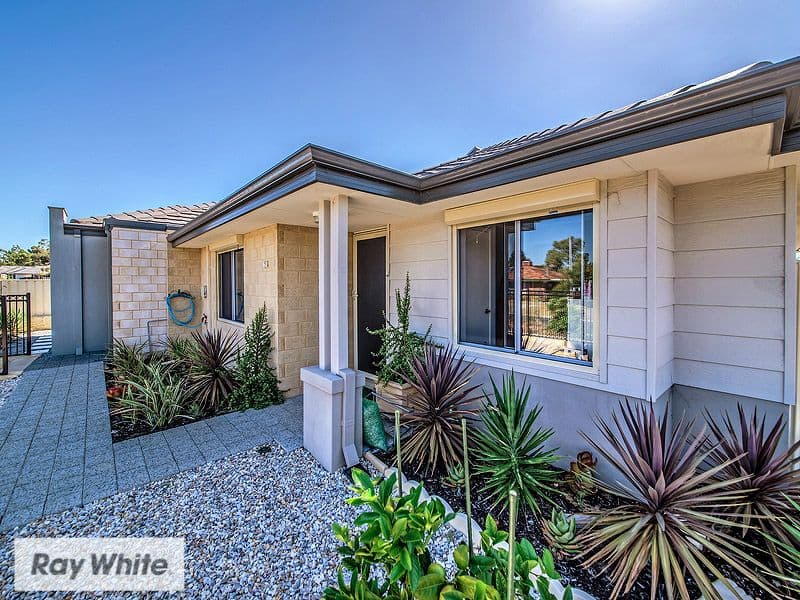 16 Pannell Way, Girrawheen WA 6064, Girrawheen - Thumbnail 3