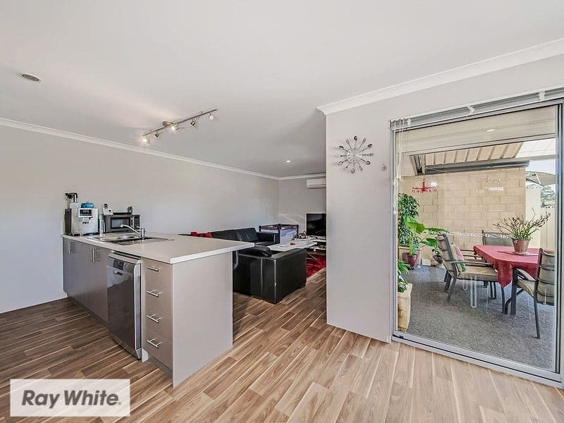 16 Pannell Way, Girrawheen WA 6064, Girrawheen - Thumbnail 8