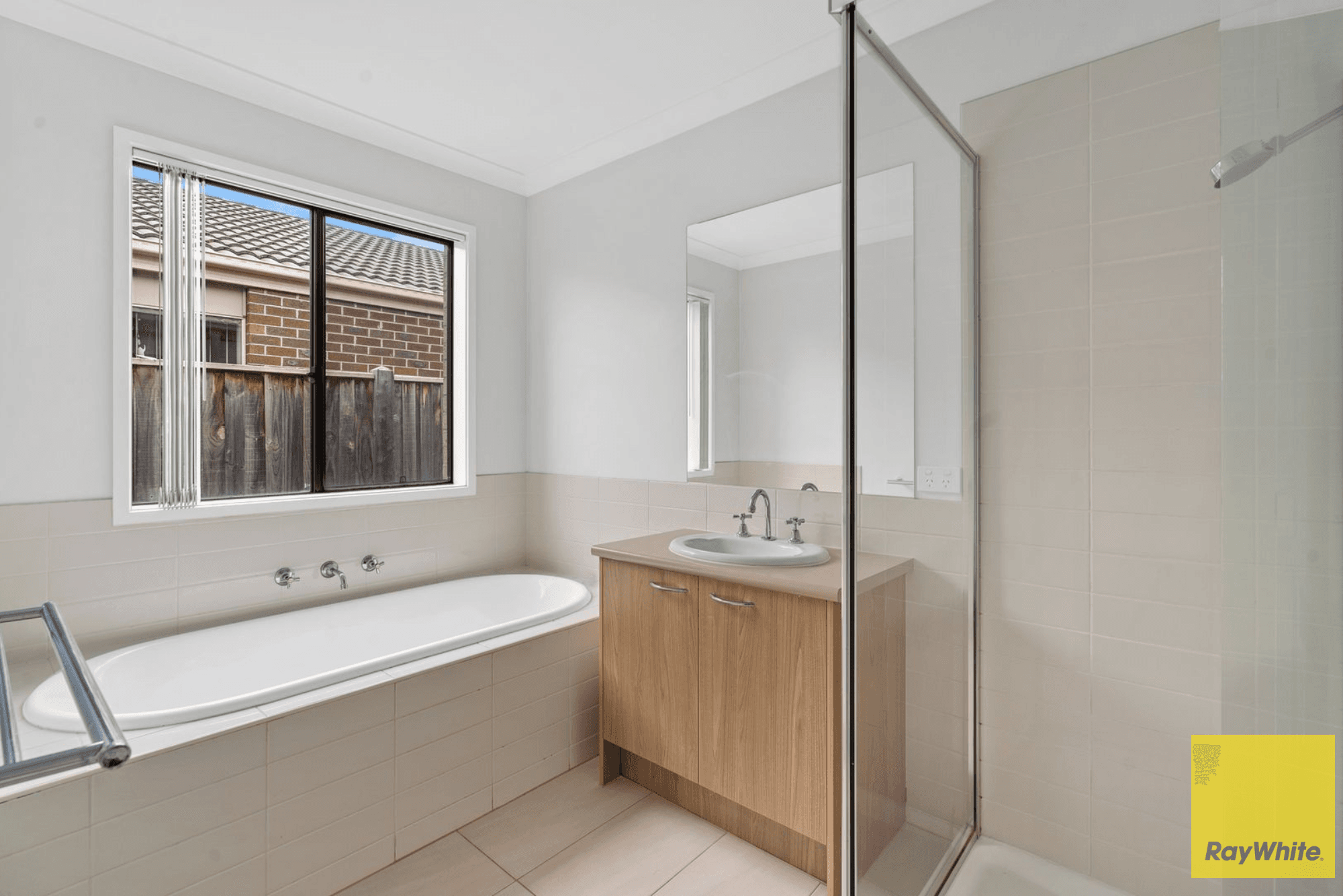14 Mystic Grove, Point Cook VIC 3030, Point Cook - Thumbnail 2