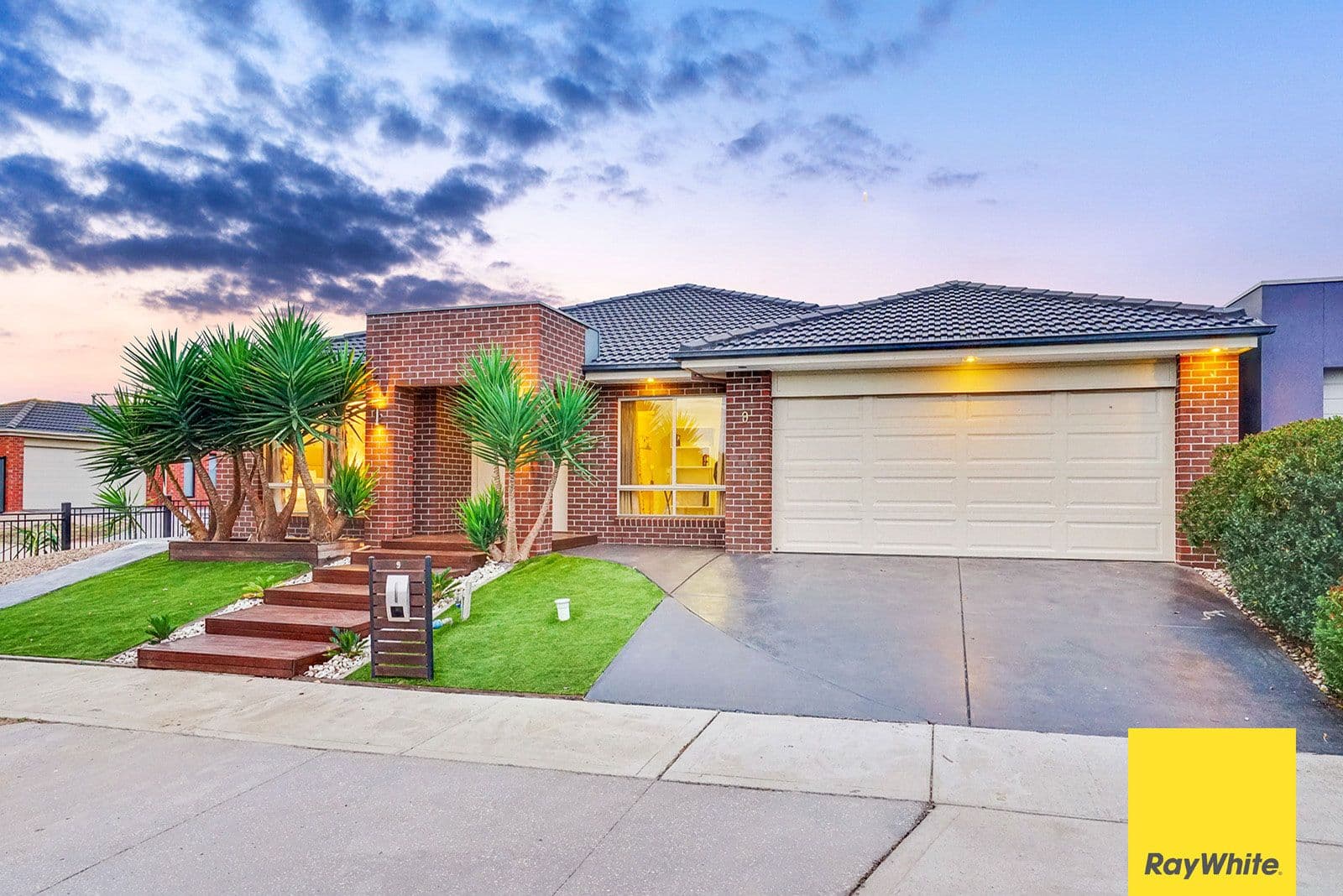 9 Pinjar Avenue, Tarneit VIC 3029, Tarneit - Thumbnail 2