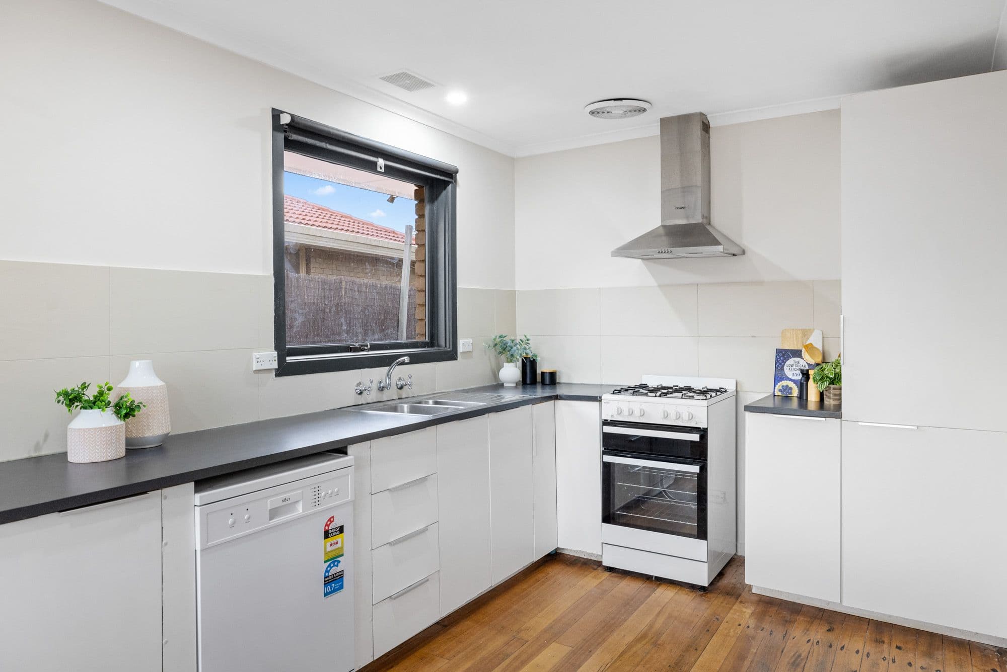20 Windsor Avenue, Wyndham Vale VIC 3024, Wyndham Vale - Thumbnail 3