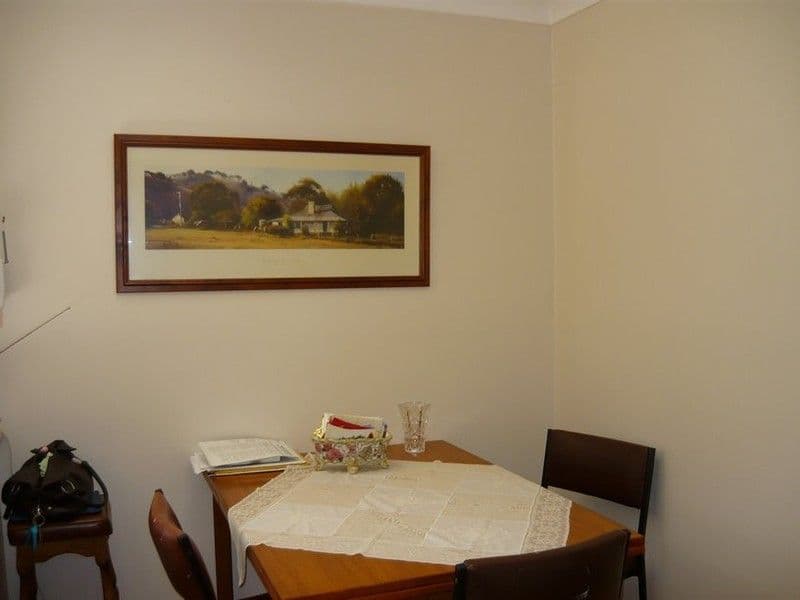 330 Cheyenne Drive, LAVINGTON NSW 2641, Lavington - Thumbnail 4