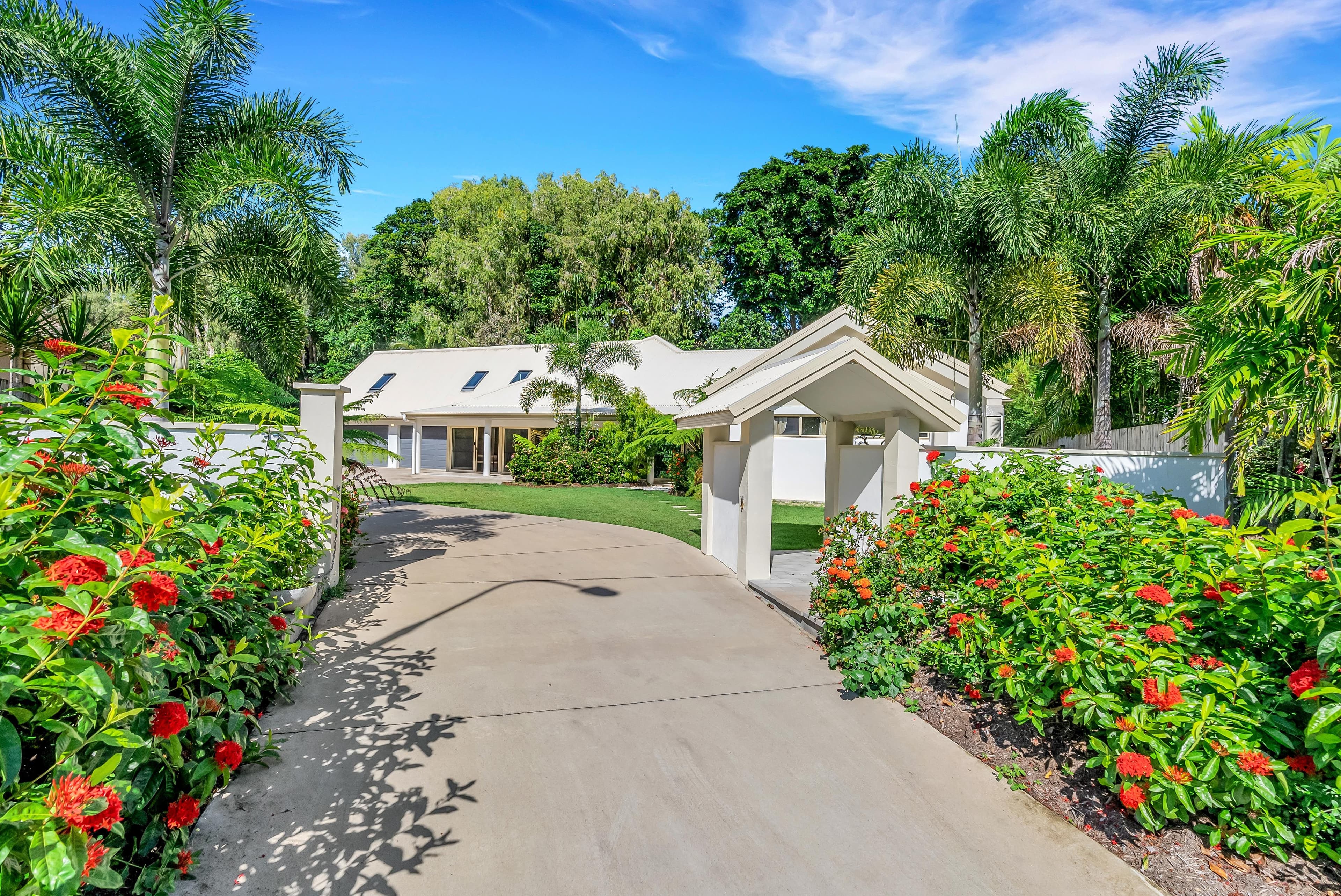 17 Gibson Close, Clifton Beach QLD 4879, Clifton Beach - Thumbnail 2