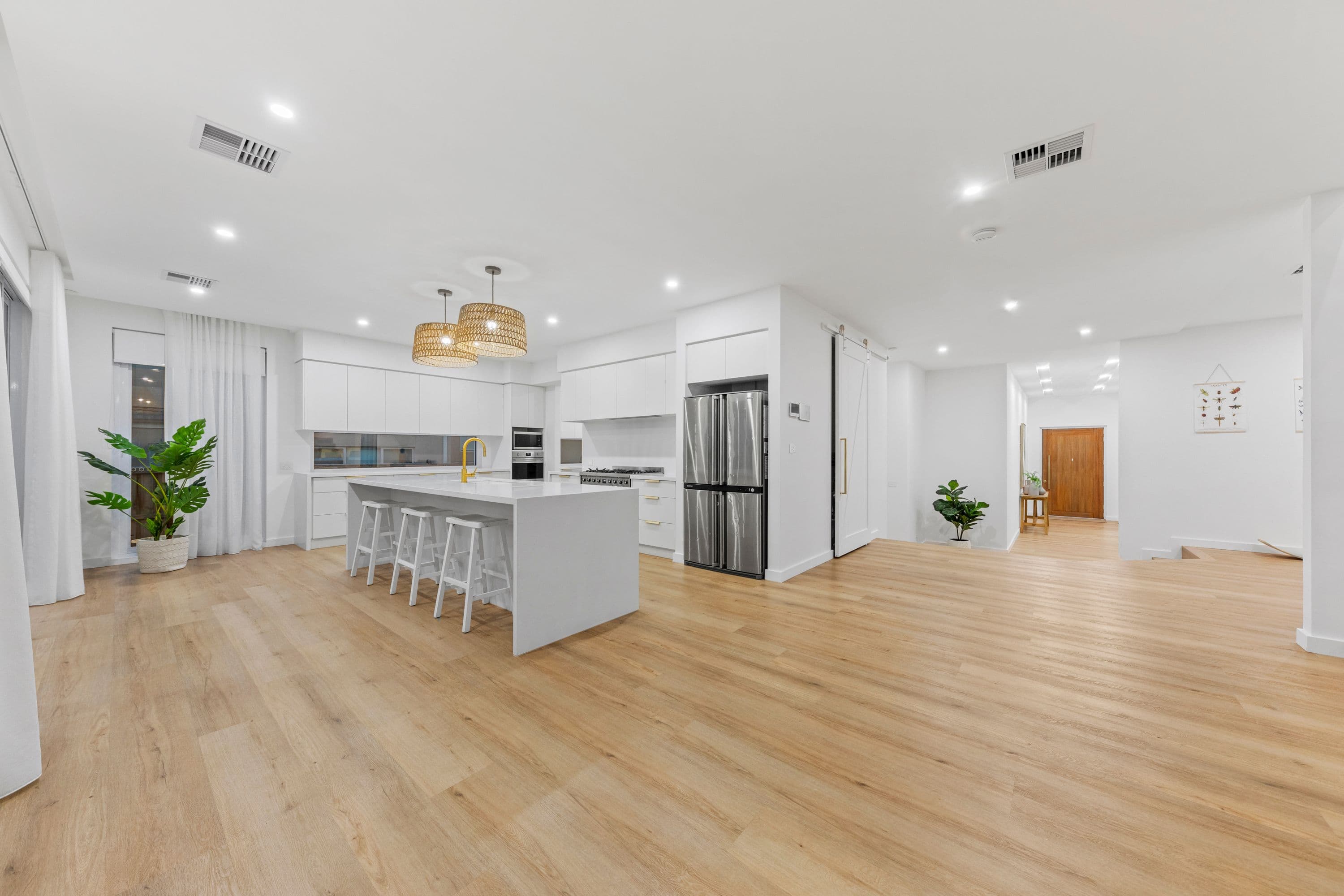 63 Peck Road, Pakenham VIC 3810, Pakenham - Thumbnail 4