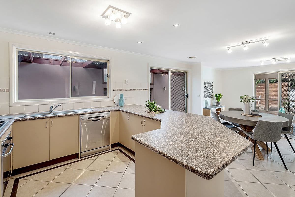 3 St Ives Place, Craigieburn VIC 3064, Craigieburn - Thumbnail 7