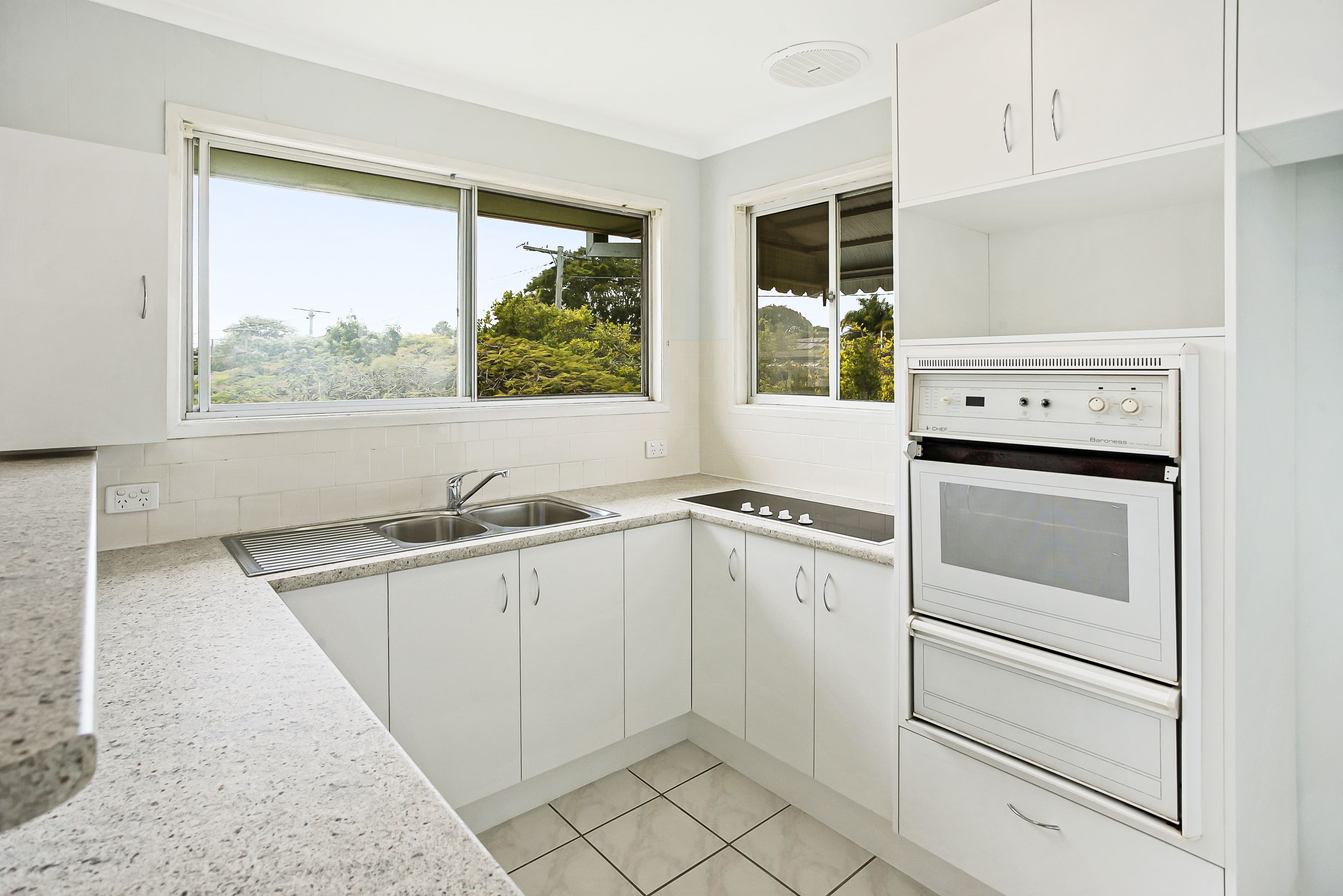 31 Thomas Street, Clontarf QLD 4019, Clontarf - Thumbnail 4