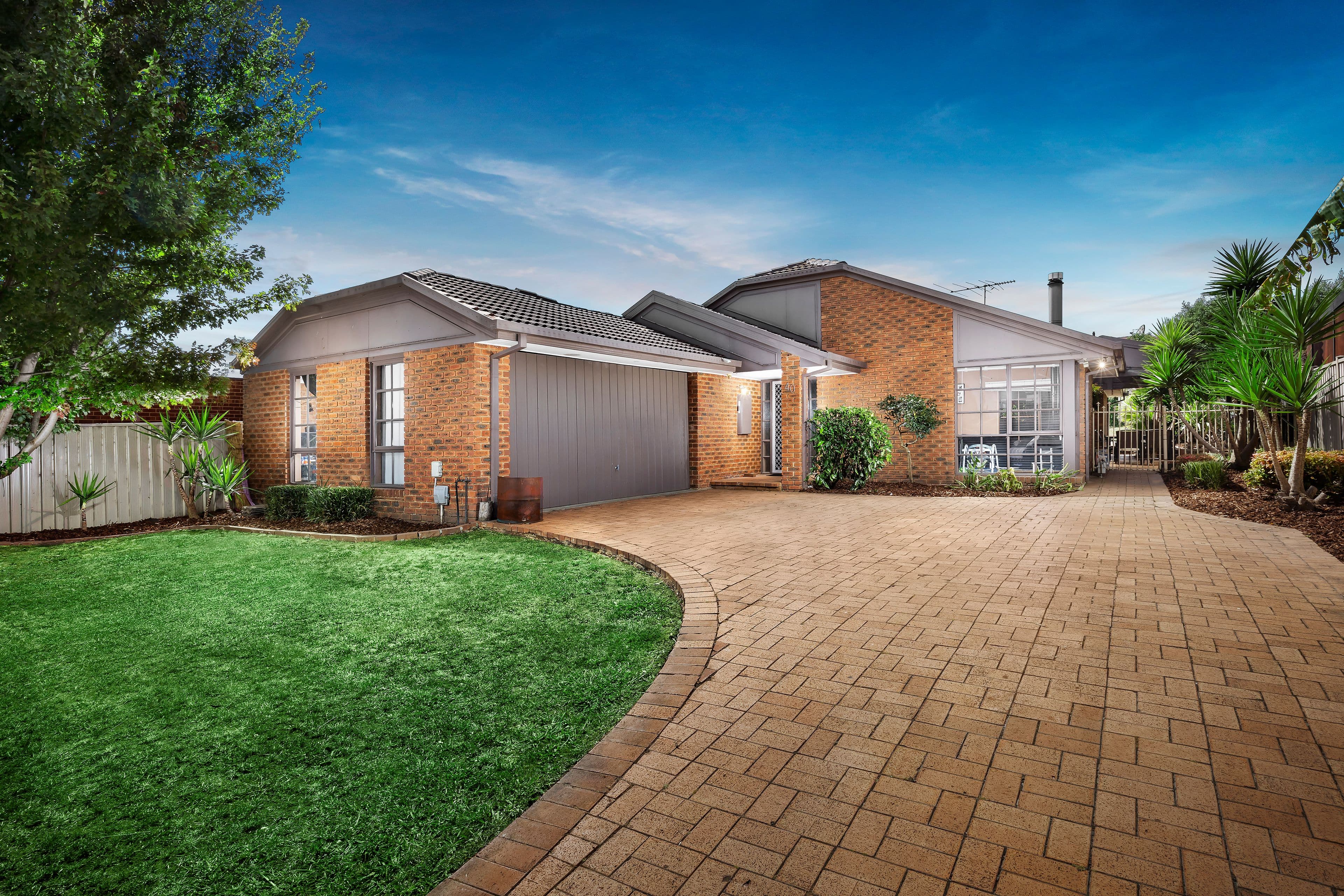 40 Pulford Crescent, Mill Park VIC 3082, Mill Park - Thumbnail 2