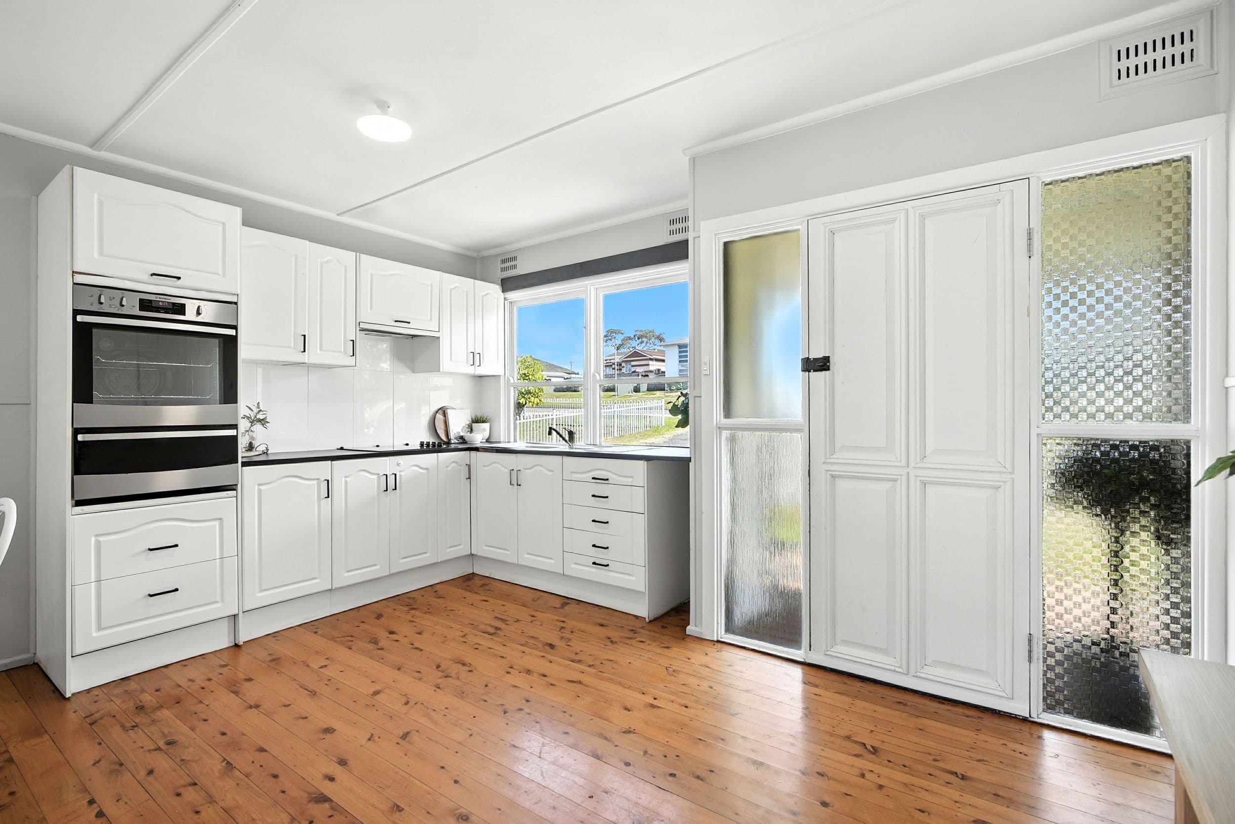 552 The Entrance Road, Bateau Bay NSW 2261, Bateau Bay - Thumbnail 3