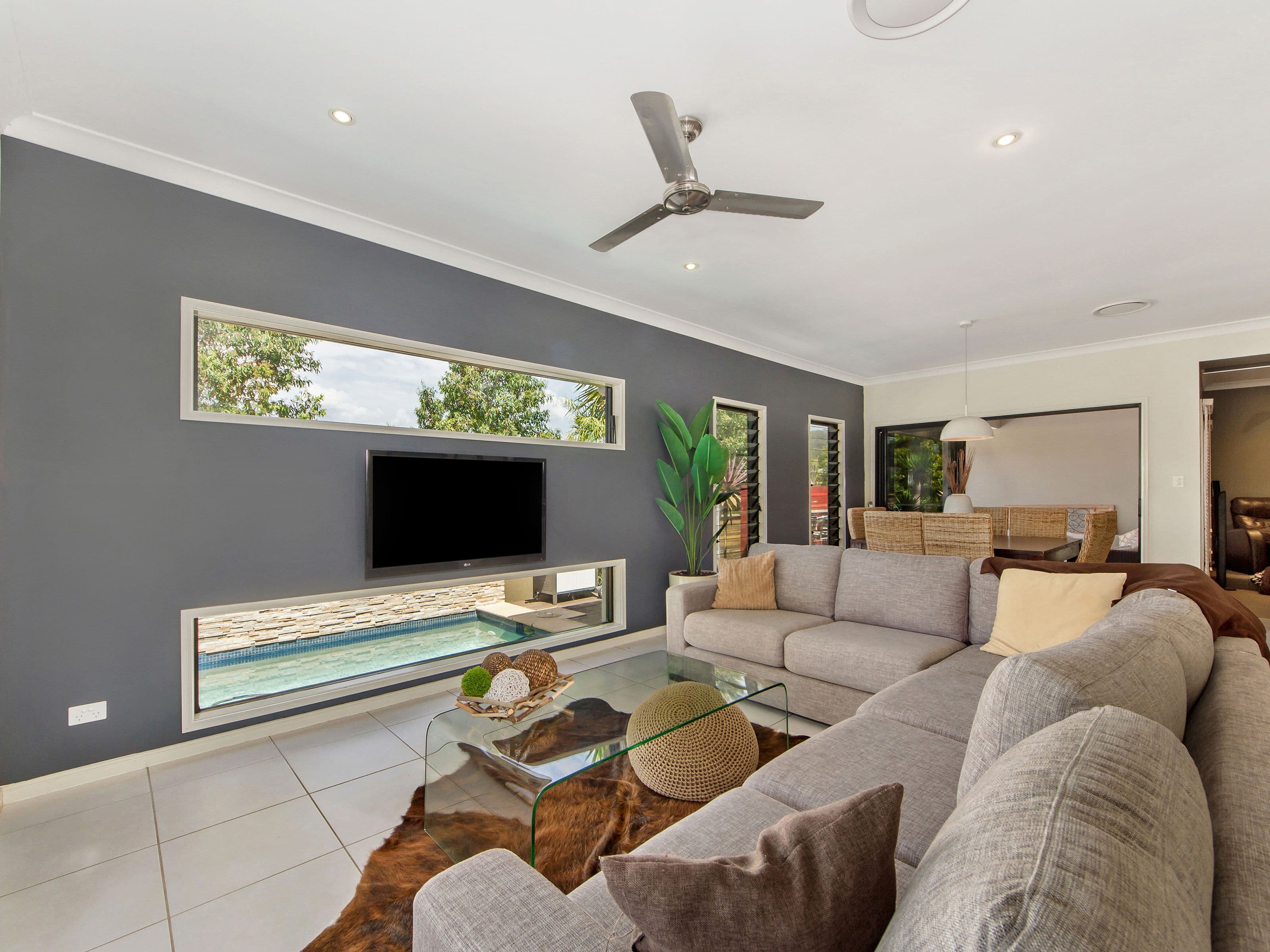 31 Drafters Crescent, Maudsland QLD 4210, Maudsland - Thumbnail 2