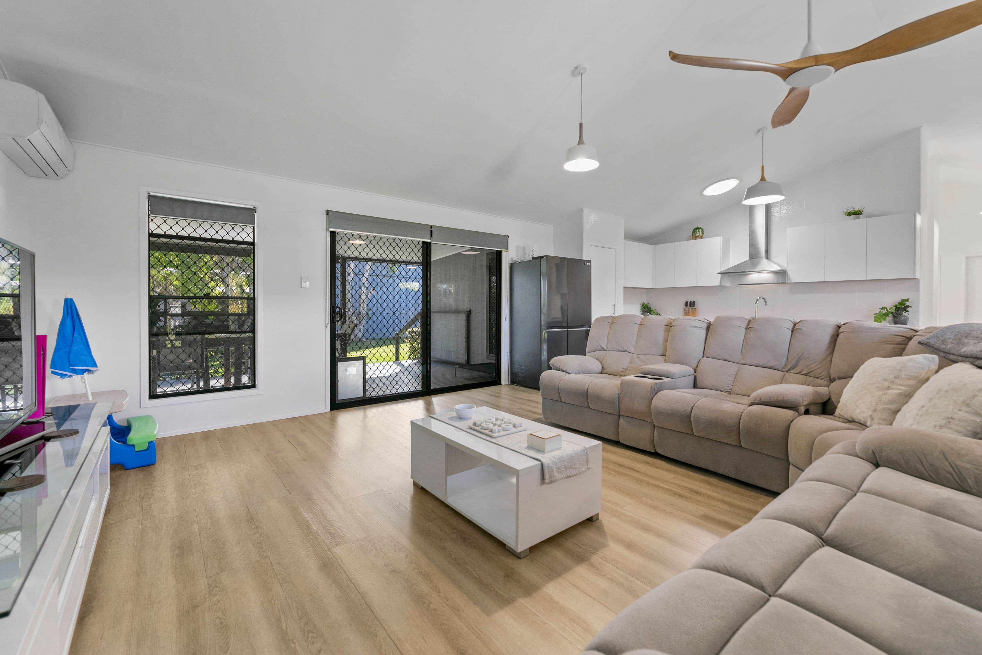 56-58 Leray Road, Elimbah QLD 4516, Elimbah - Thumbnail 3