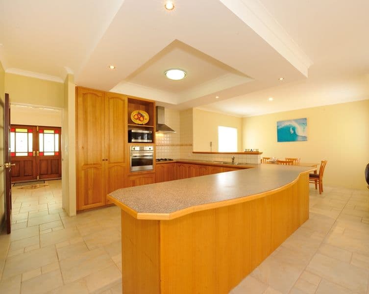 58 Fisher Street, Rockingham WA 6168, Rockingham - Thumbnail 3