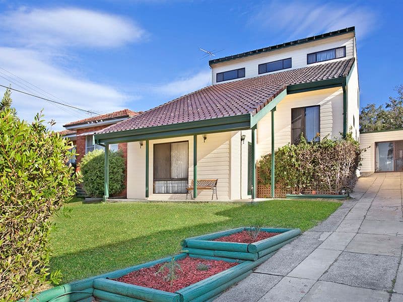 32 Fourth Avenue, LOFTUS NSW 2232, Loftus - Image 1