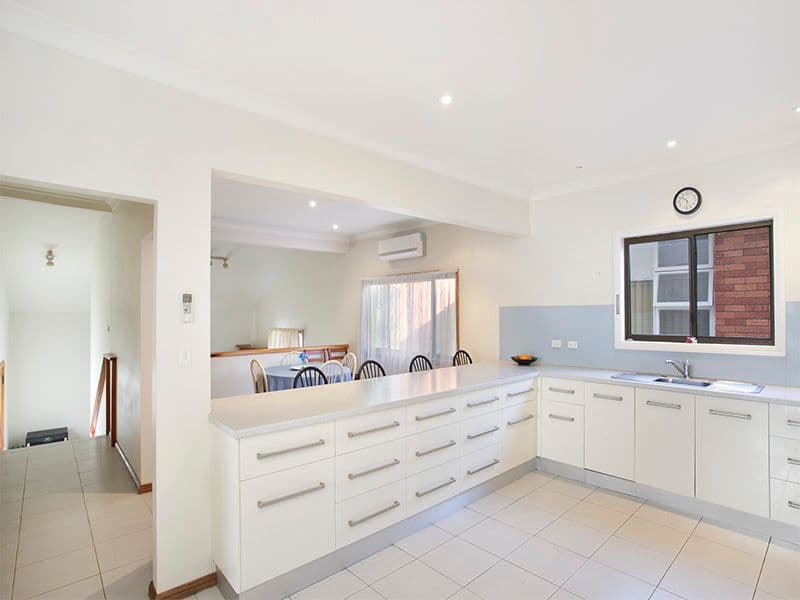 32 Fourth Avenue, LOFTUS NSW 2232, Loftus - Thumbnail 5