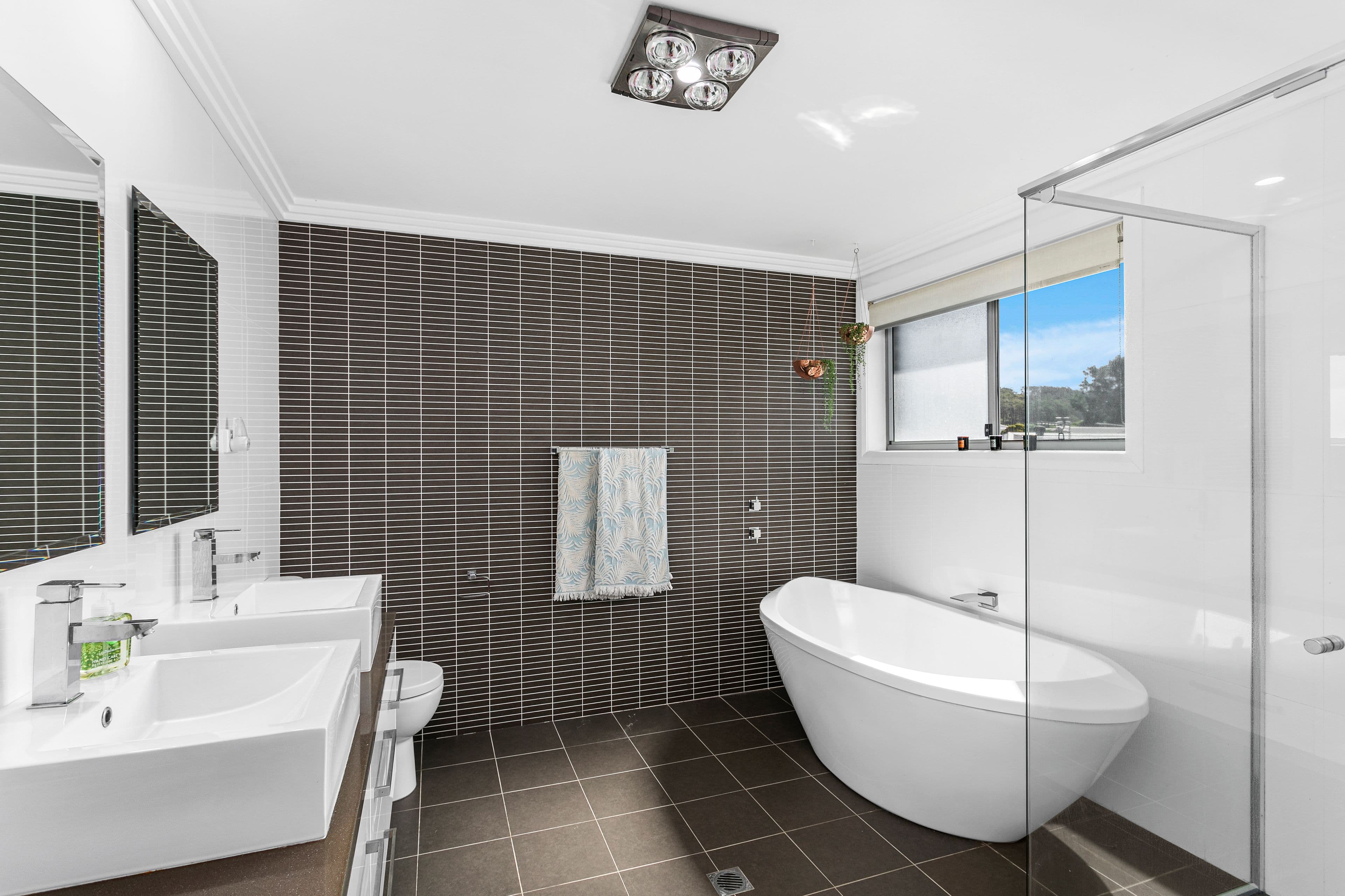 26 Loddon Circuit, Albion Park NSW 2527, Albion Park - Thumbnail 4