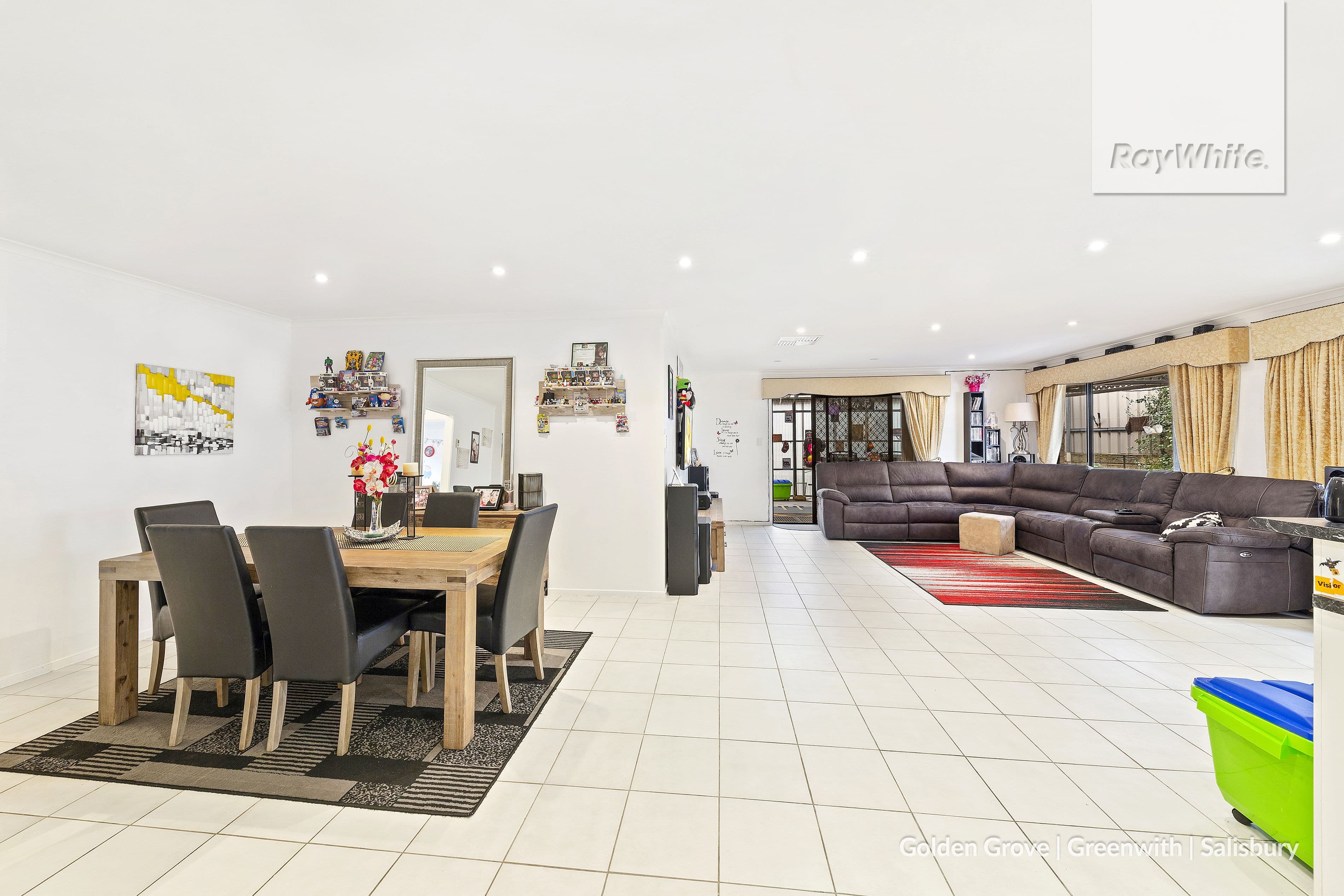 17 Manchester Circuit, Craigmore SA 5114, Craigmore - Thumbnail 4