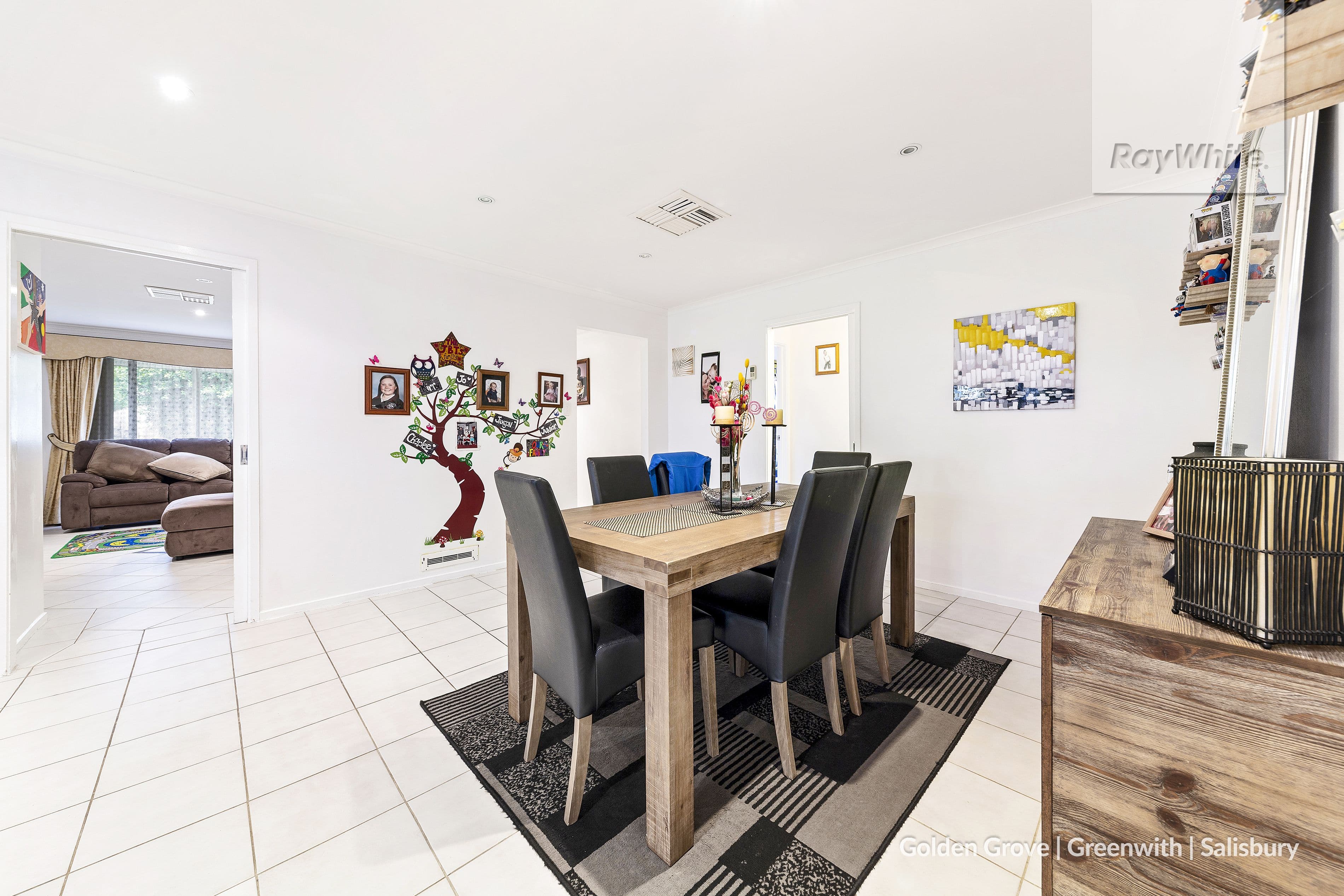 17 Manchester Circuit, Craigmore SA 5114, Craigmore - Thumbnail 5