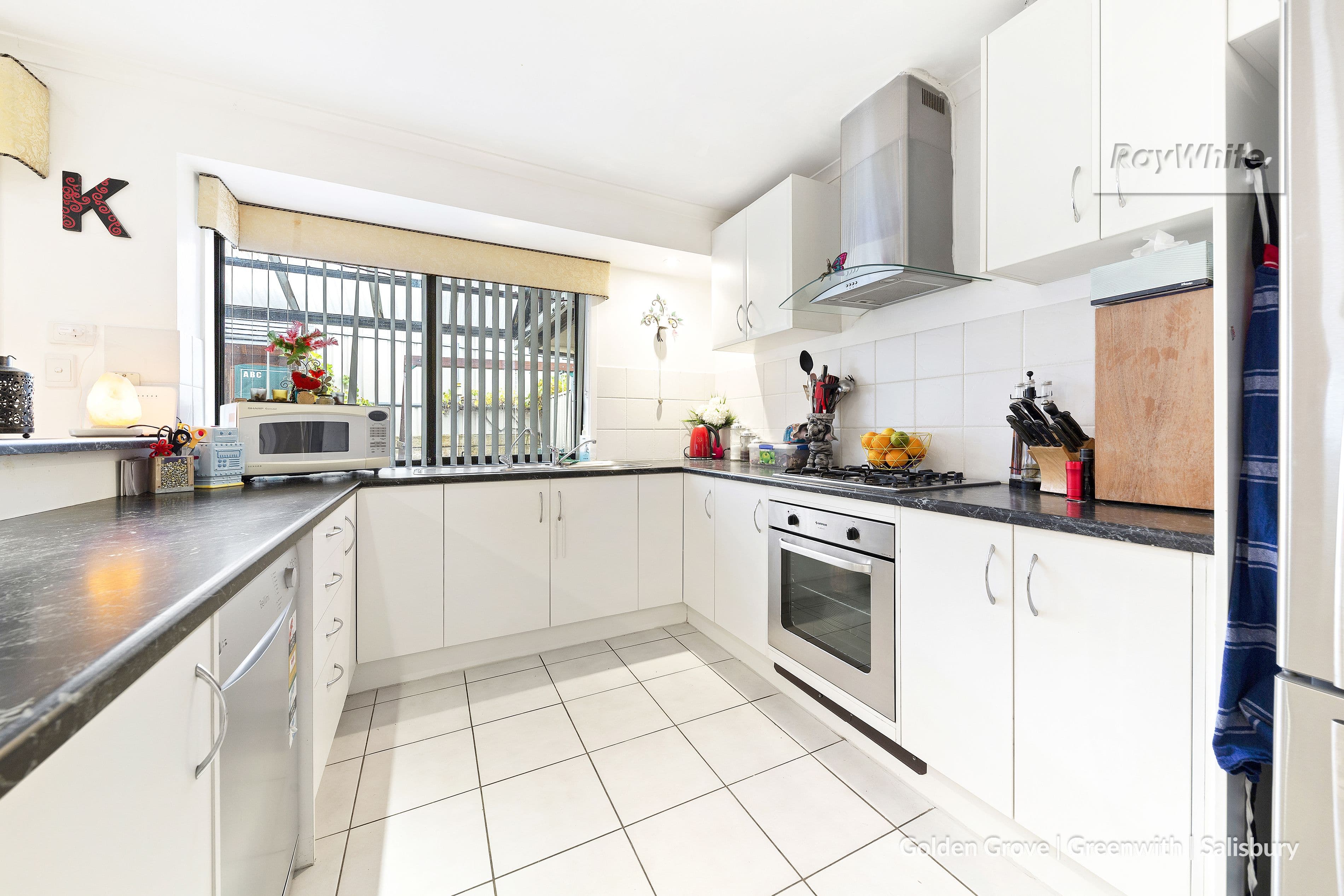 17 Manchester Circuit, Craigmore SA 5114, Craigmore - Thumbnail 6