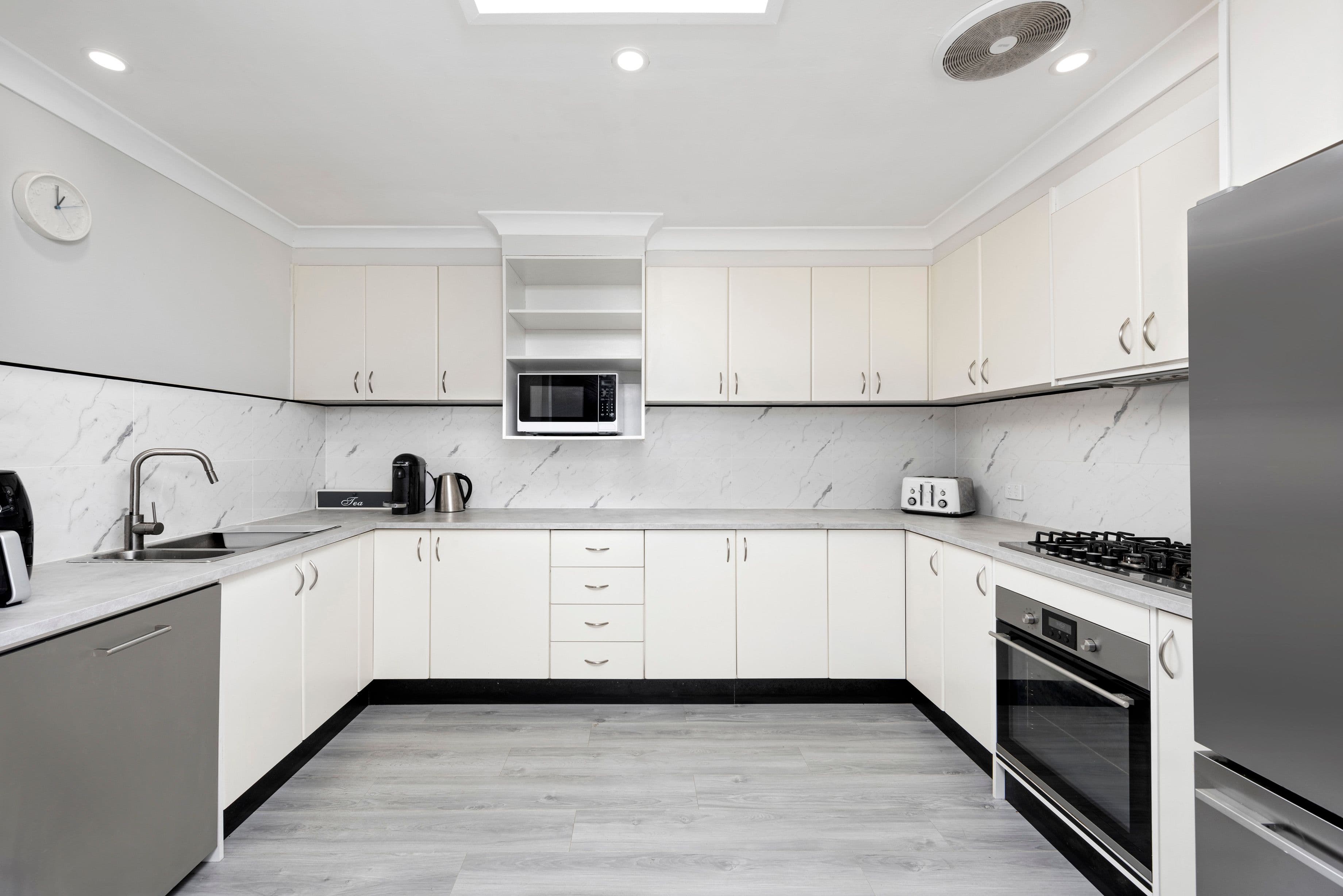 122 Starkey Street, Killarney Heights NSW 2087, Killarney Heights - Thumbnail 3