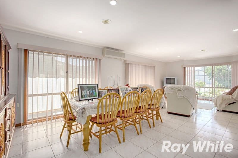 11 Benor Court, PAKENHAM VIC 3810, Pakenham - Thumbnail 3