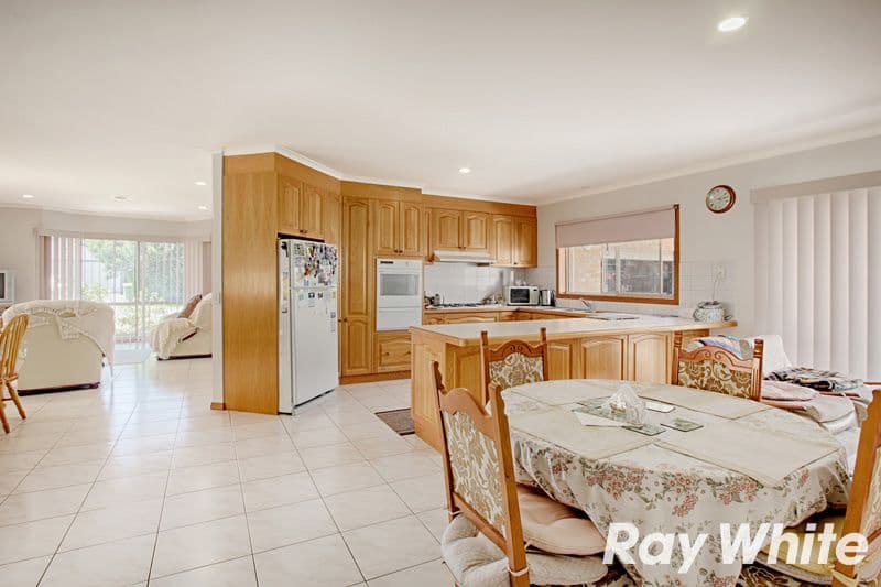 11 Benor Court, PAKENHAM VIC 3810, Pakenham - Thumbnail 5