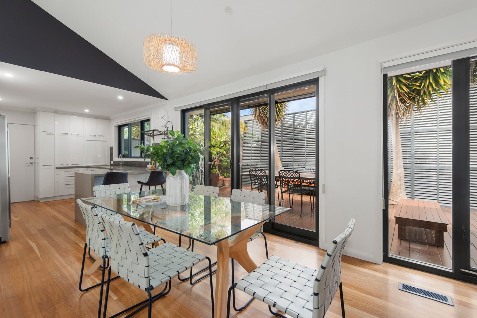 6 Adamson Street, Brighton - Thumbnail 4