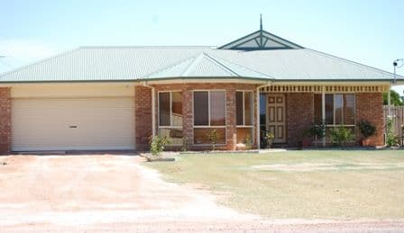 Blk 174 Boobook Avenue, RED CLIFFS VIC 3496, Red Cliffs - Image 1