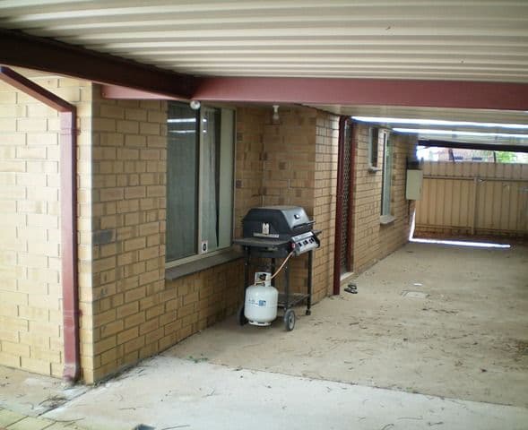 4 McVann Avenue, PARALOWIE SA 5108, Paralowie - Thumbnail 2